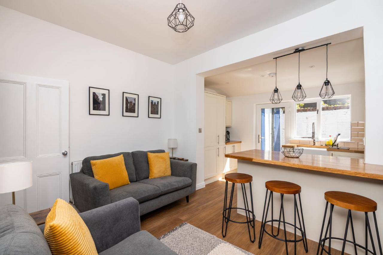 Stylish, Centrally Located Terrace - Pass The Key Йорк Екстер'єр фото